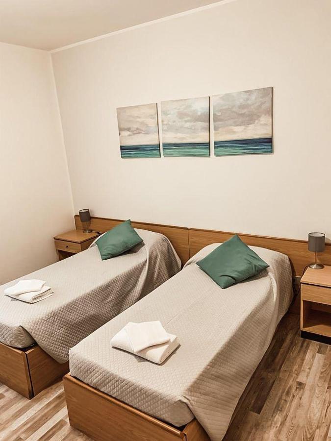 All'Antica Stazione Hotell Múggia Exteriör bild